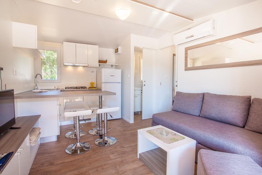 Mobile Homes Rapoca Nerezine Exteriör bild